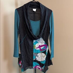 Bali Women’s Size Small Black and Teal Tunic Top